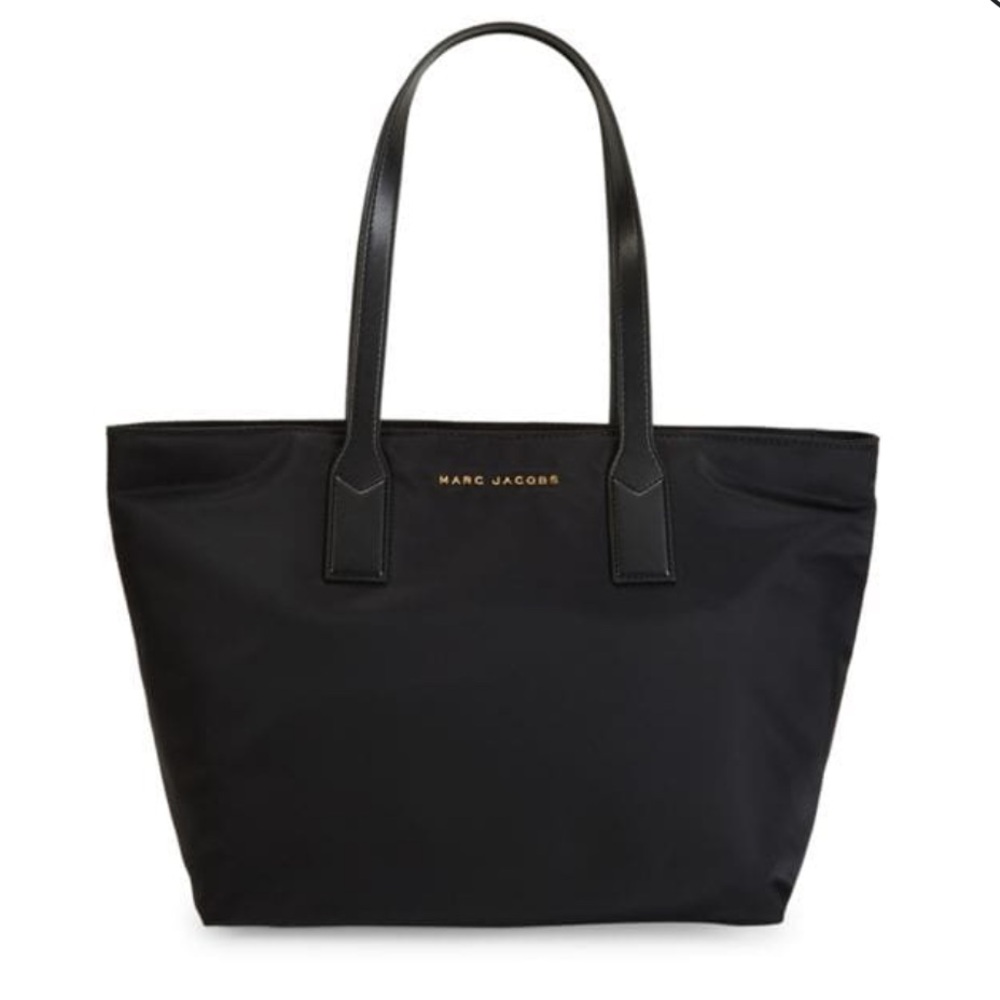 NWT Marc Jacobs Elegant Black Winged Tote. Top zip. Gold hardware. Lined